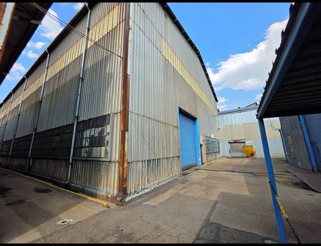 1,000M² FACTORY TO LET IN BOKSBURG EAST